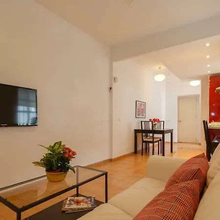 San Lucas Palace Apartment *